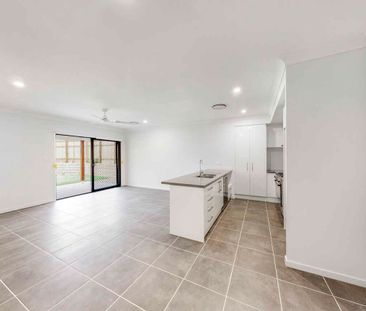 Spacious Family Home with Big Backyard - Photo 4