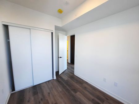 For Lease - 8 Interchange Way Unit# 802, Vaughan, Ontario - Photo 4