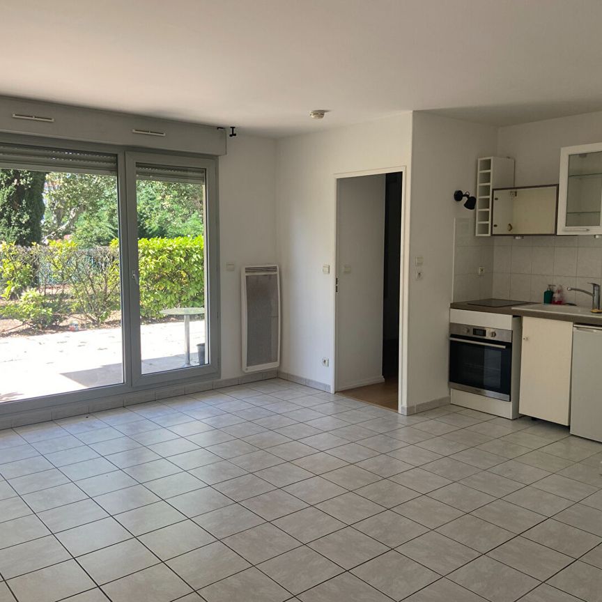 Location Appartement 2 pièces 40m² CALUIRE ET CUIRE 69300 - Photo 1