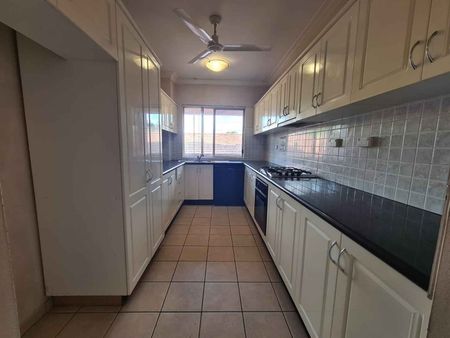 2/32-36 Burlington Road Homebush - Photo 5