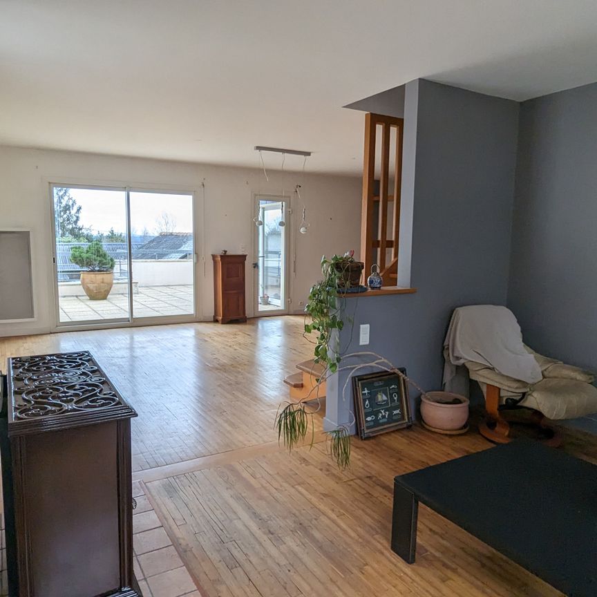 Location Appartement 5 pièces 129m² GUER 56380 - Photo 1