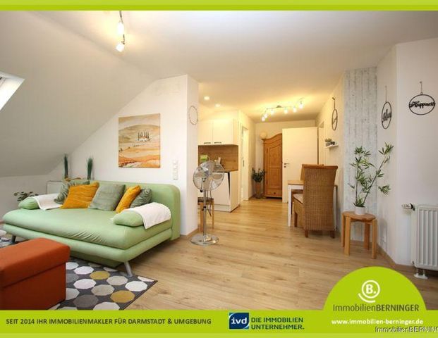 Sehr muckelig! Möblierte Dachgeschosswohnung sofort frei! - Photo 1