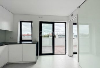 Apartamento T4 em Porto