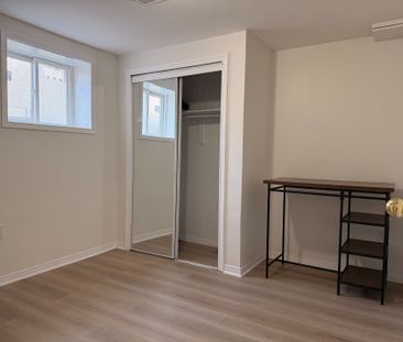 For Lease - 1892 Secretariat Place, Oshawa, Ontario - Photo 2