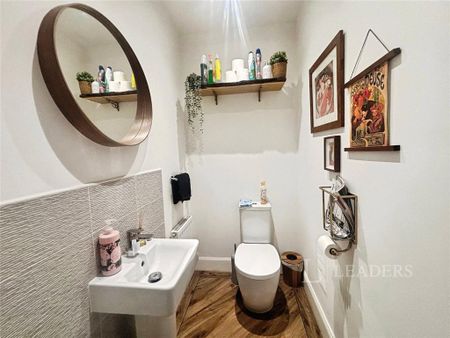 House share to rent - Photo 5