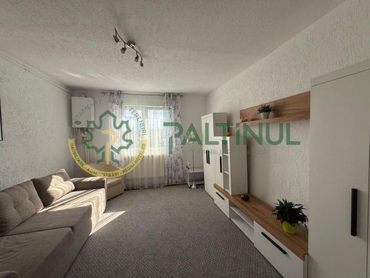 Garsoniera de inchiriat etaj 3 Lazaret- zona Compa - Fotografie 1