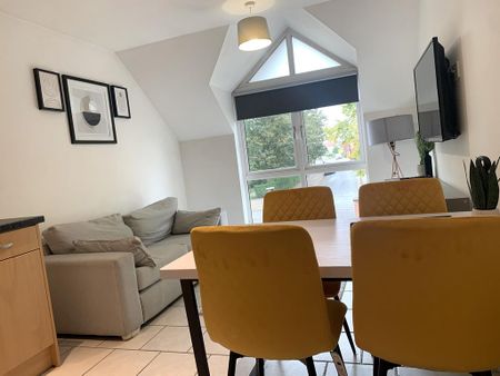 2 bedroom flat to rent - Photo 4