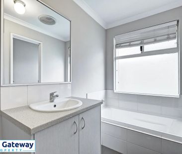 2 Latteri Turn, AUBIN GROVE WA 6164 - Photo 5