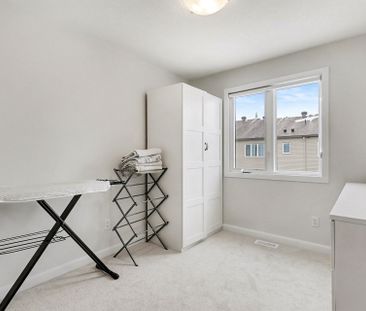 For Lease - 201 Gerry Lalonde Dr. Drive, Orleans - Cumberland and A... - Photo 5