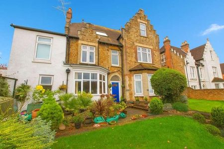 Sydney Place, Guildford, Surrey, GU1 - Photo 3