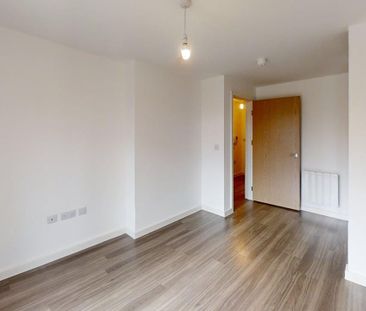 Cyber Avenue, Oakgrove, Milton Keynes, MK10 - Photo 4