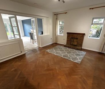 4 bedroom detached bungalow to rent - Photo 2
