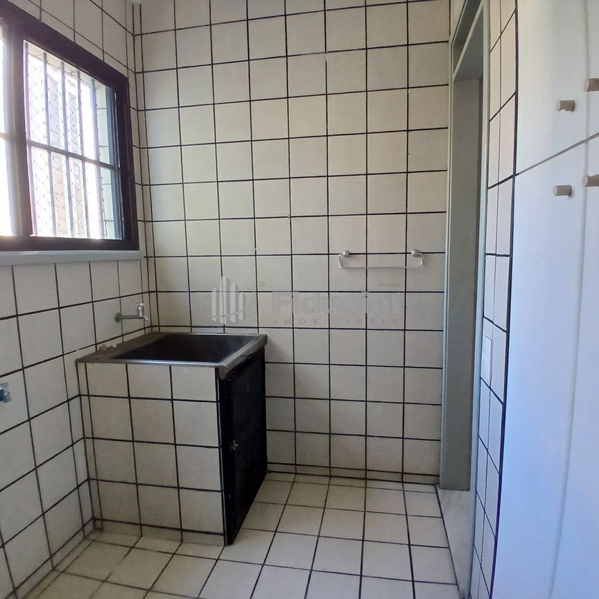 MEIRELES - APARTAMENTO - JOSE NAPOLEAO, 403 APTO 301 EDIFICIO ALVARO GARCEZ - Photo 1
