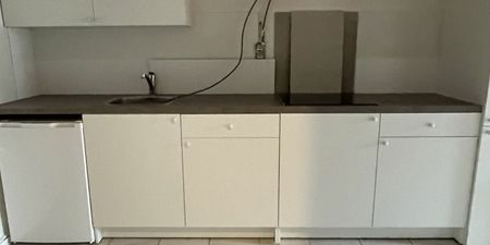 Studio met slaaphoek te huur in Aalst voor € 550 met 1 slaapkamer - Photo 5