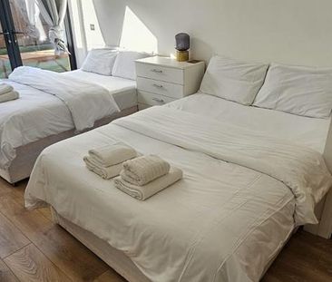 2 bedroom flat to rent - Photo 4