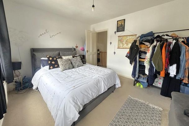 2 bedroom terraced house to rent - Photo 1