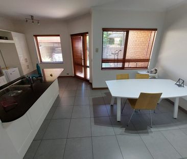 Cozy 3-Bedroom Townhouse in Adelaide - Your Home Sweet Home! - Photo 6