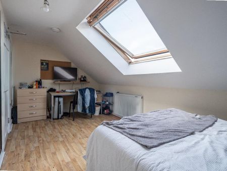 8 bedroom terraced house to rent - Photo 4