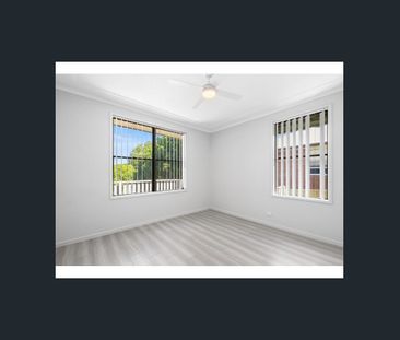 Internally renovated Four bedroom, two bathroom home! - Photo 1