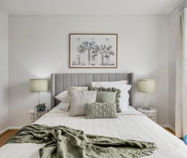 Sunshine & Style in the Heart of Findon – 43/3 Noblet Street ✨ - Photo 5