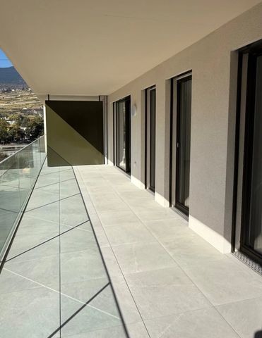 Free immediately – Beautiful 2.5 room apartment, 72 m² – Sion – Green Parc - Photo 4