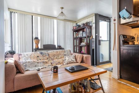 For Lease - 693 Euclid Avenue Unit# 1, Toronto, Ontario - Photo 3