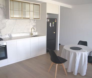 Luxury Apartment - One Bed Room Plus Study Apartment in Box Hill - Photo 3