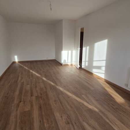 Location Appartement 2 Pièces 49 m² - Photo 1