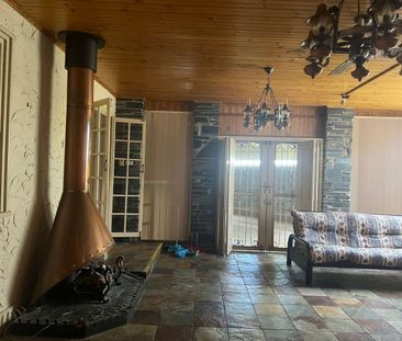 Quirky Home with lots to offer in Elizabeth North - Photo 1