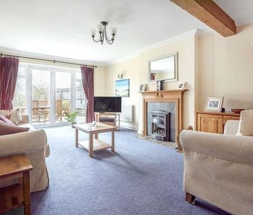 Farmoor, Oxforshire, OX2 - Photo 1