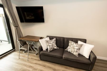 For Lease - 15 Queen Street Unit# 1105, Hamilton, Ontario - Photo 2