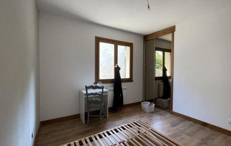 Location Maison de village Panthèze rénové(e) Thiers - Photo 4