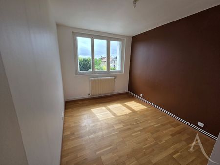 Location appartement 3 pièces, 58.90m², Châteauroux - Photo 2