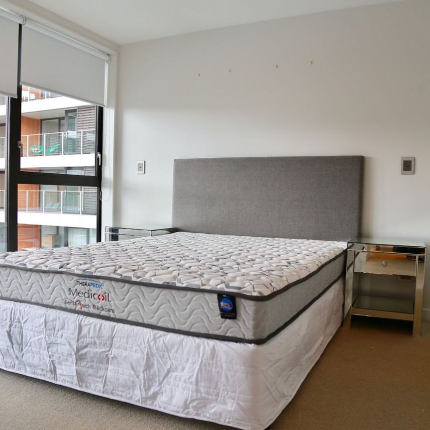 Epsom Stunner - Photo 1