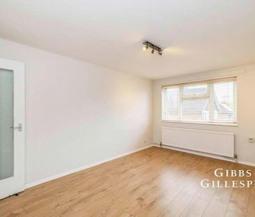 Closemead Close, Northwood, HA6 - Photo 5