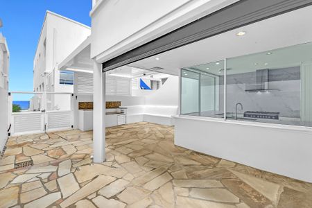 Unit 1/105 Albatross Avenue - Photo 5