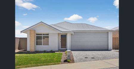 4 Bedroom Family Home - Photo 2