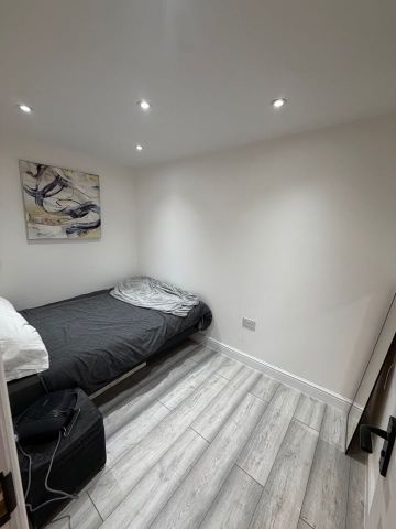 1 Bed Flat, Nottingham Road, CR2 - Photo 3
