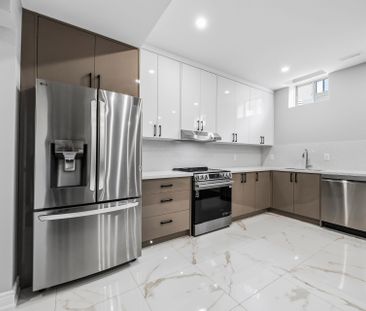 For Lease - 220 Winthrop Crescent, Vaughan, Ontario - Photo 6