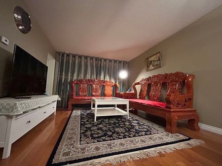 For Lease - 336 Hollyberry Trail, Toronto, Ontario - Photo 5