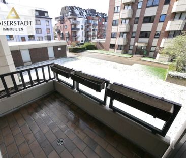 Zentral gelegene Wohnung mit Balkon und PKW-Stellplatz sowie sehr g... - Photo 1