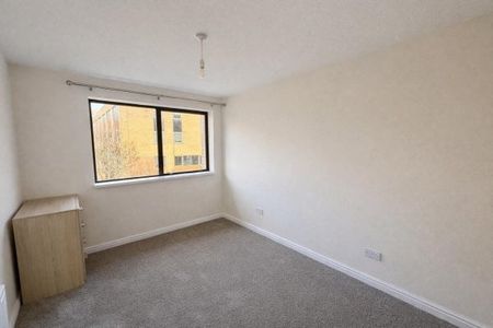 South Row Milton Keynes - Photo 3