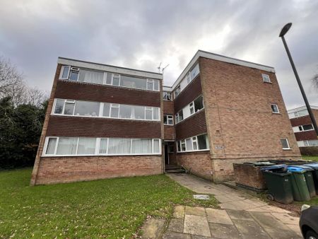 2 bedroom flat to rent - Photo 2