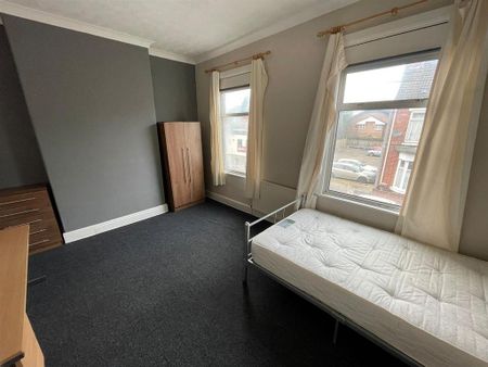 4 bedroom house share to rent - Photo 4
