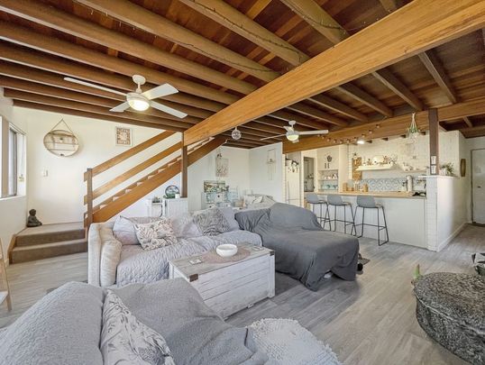 Waterfront Unit in Sought after Location! - Photo 1