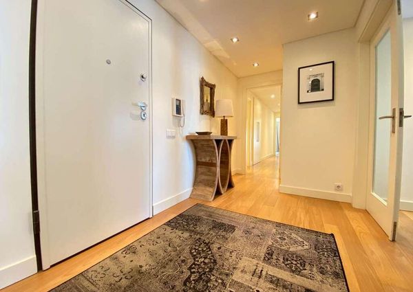 3 Bedroom Apartment with swimming pool, Benfica, Lisboa