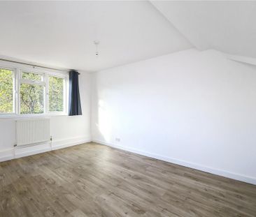 2 bedroom bungalow to rent - Photo 2