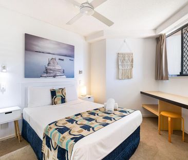 Perfect Beach Side Location - Fully Furnished - Photo 6