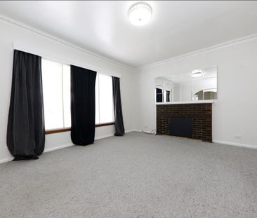 17 Kionga Street, Clayton - Photo 1