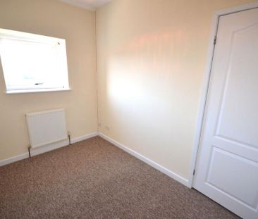2 bedroom cottage to rent - Photo 2